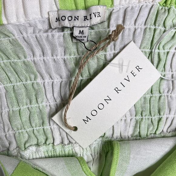 NWT MOON RIVER Green White Knot Front Striped Ruffle Crop Top Women’s - Picture 3 of 6